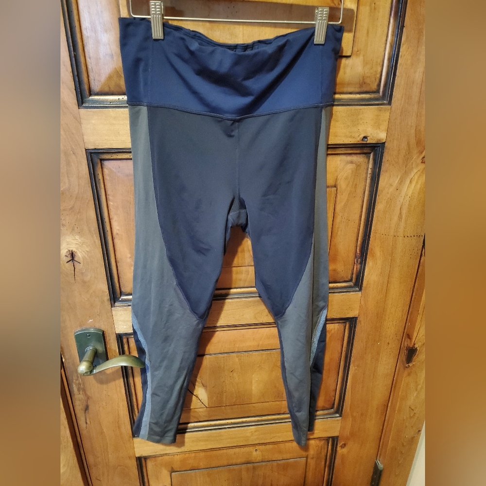 Athleta workout leggings